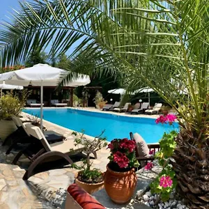https://agrili-apartments.hotelschalkidiki.net
