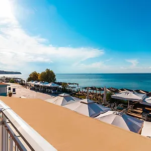 https://aegean-blue-seaview-studios.hotels-of-thessaloniki.com